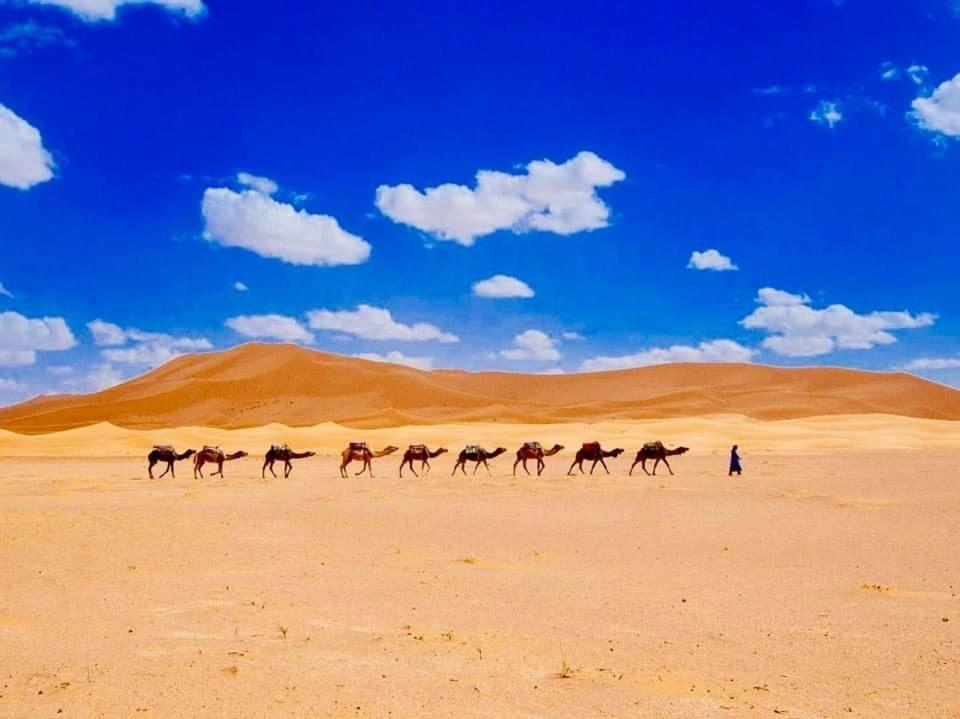 Pueblo Touareg - Private Tents Мерзуга Экстерьер фото